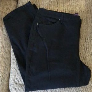 Black Gloria Vanderbilt Ananda Jeans